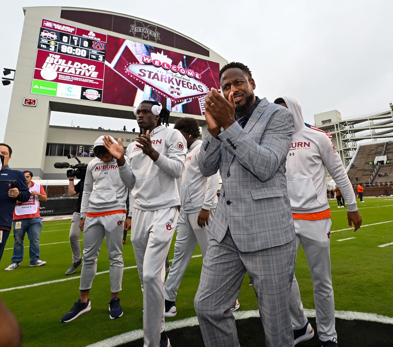 Auburn vs. Mississippi State live score updates, analysis