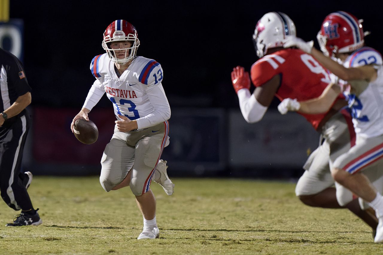 Vestavia Hills at Oak Mountain Football