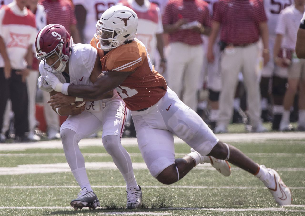 Alabama football’s challenge of limiting the hits Bryce Young takes