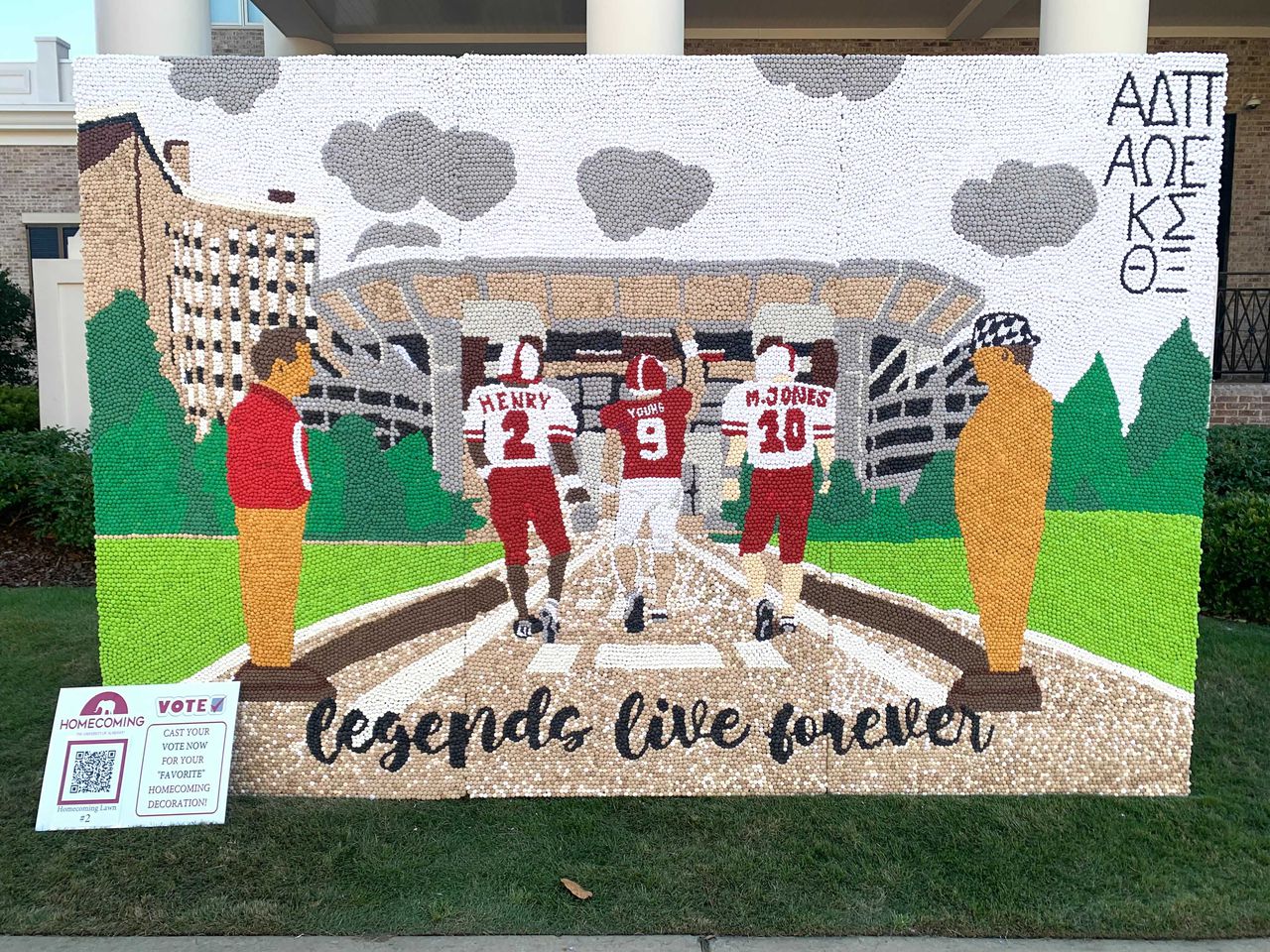 Alabama Homecoming 2022: Sorority Lawn Decorations