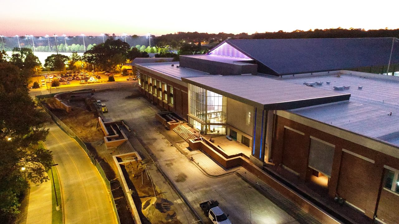 Auburn announces names for Woltosz Football Performance Center, Creel Family Development Lab