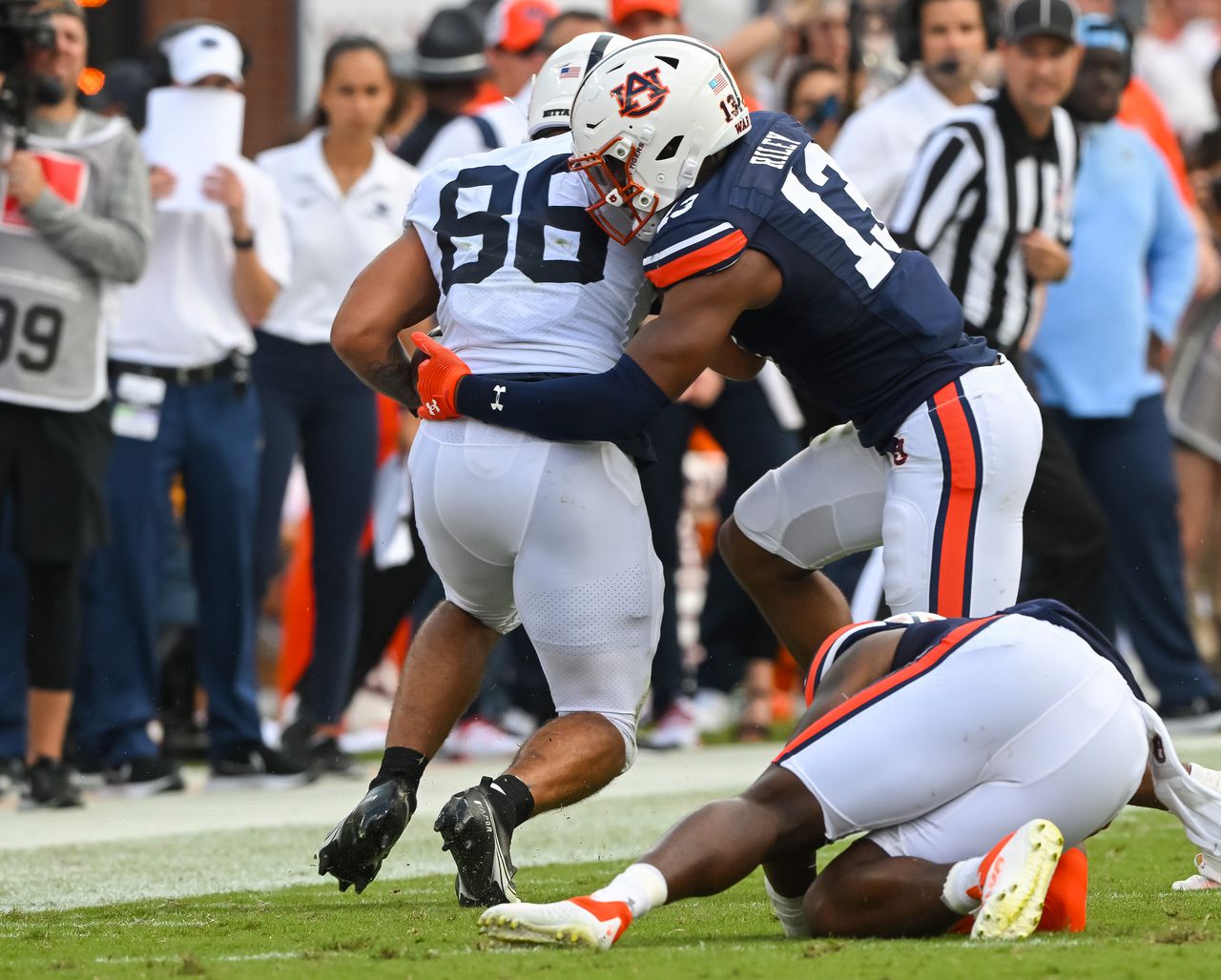 Auburn expects starting linebacker back, available against Georgia