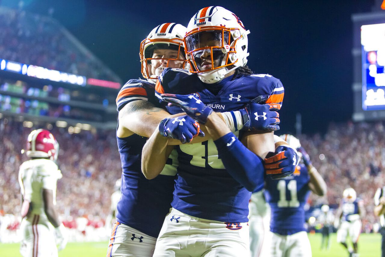 Auburn wide receiver plans to enter transfer portal in December