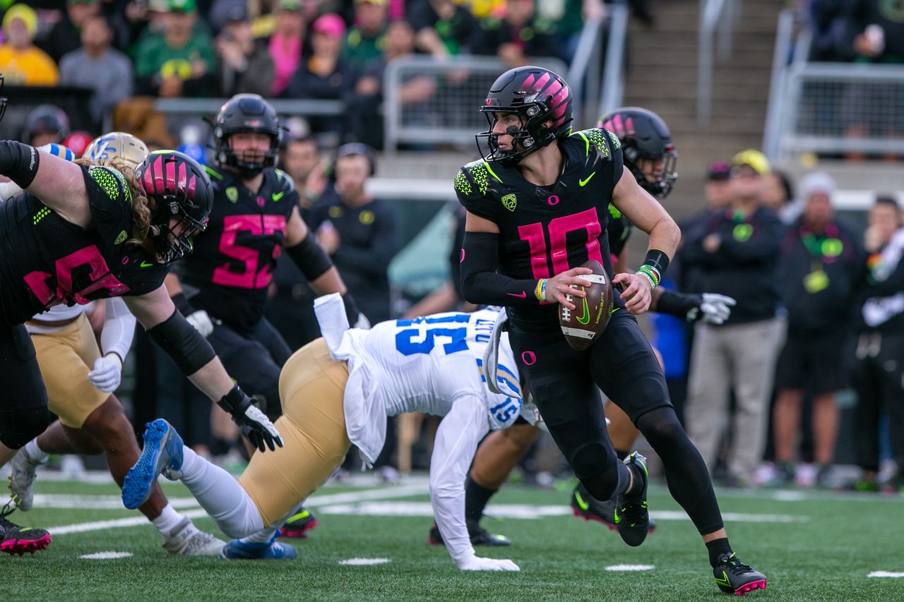 Bo Nix ‘over’ Auburn, says Oregon beats Georgia if they play again: ‘Everybody knows that’