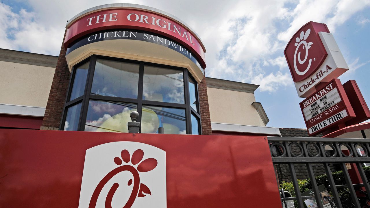 Chick-fil-A has slowest drive-thru, study says; Here’s why