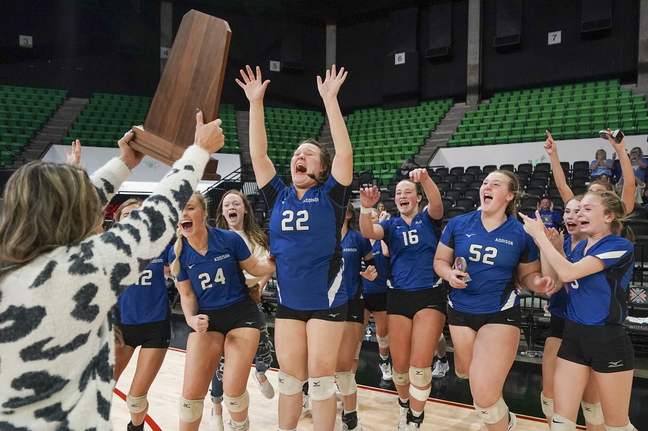 Class 1A volleyball: Addison crusies to 3rd straight title; 14th overall