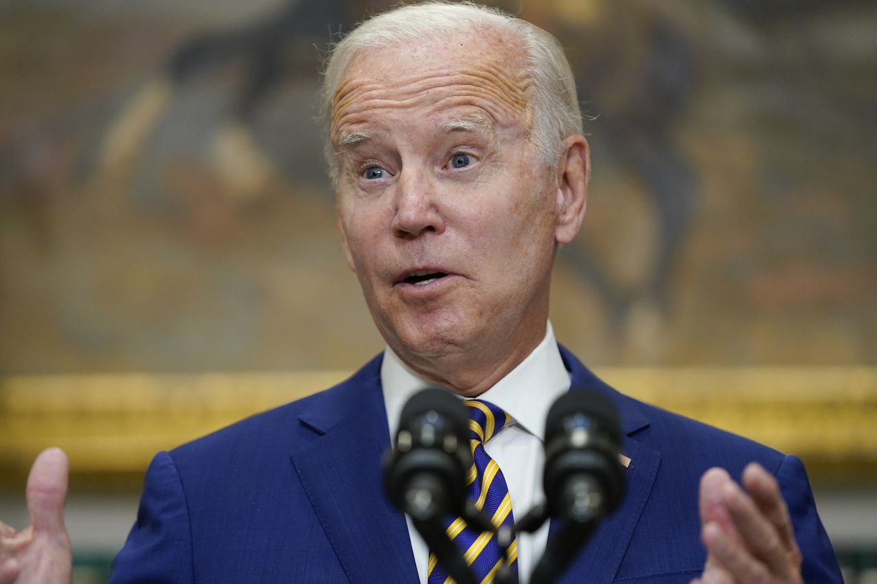 Federal judge dismisses effort to halt Biden’s student loan forgiveness plan