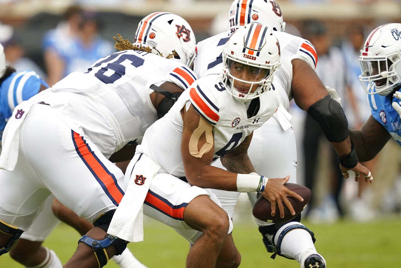 Finally settled in, 'nasty' Jeremiah Wright brings mean streak to Auburn OL