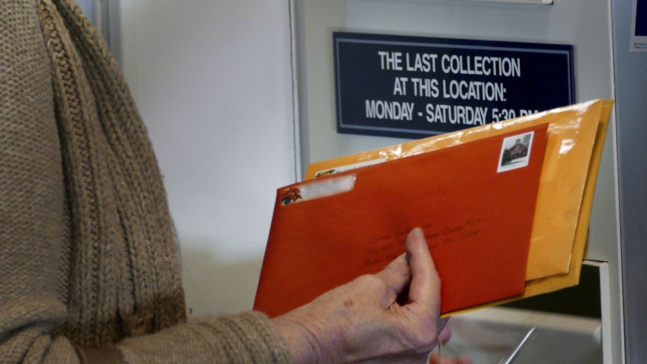 Here’s when you shouldn’t use post office drop boxes, according to USPS