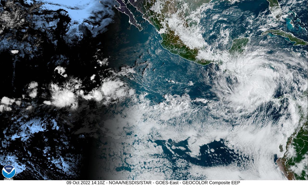 Hurricane Julia still going after making landfall