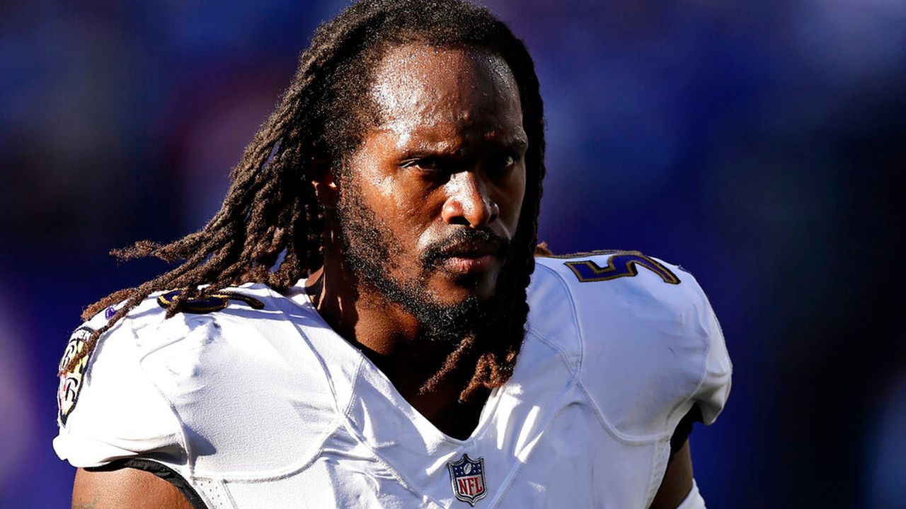 Josh Bynes on field for Ravens’ Super Bowl anniversary