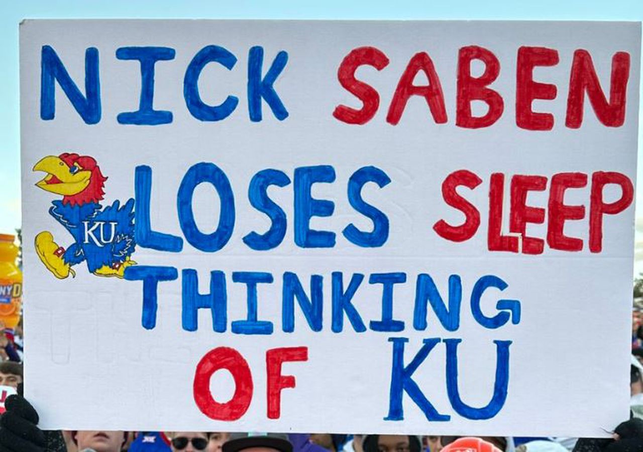 Kansas fans take aim at Alabama, Nick Saban, SEC with ‘College GameDay’ signs