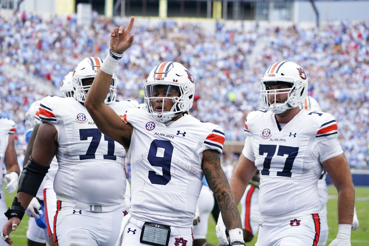 Kickoff time, TV network set for Auburn’s home game against Arkansas