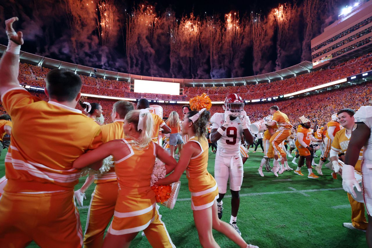 Moments missed as Tennessee stormed field: Alabama player chasing fan, Vol on Vol violence & Greg Byrne
