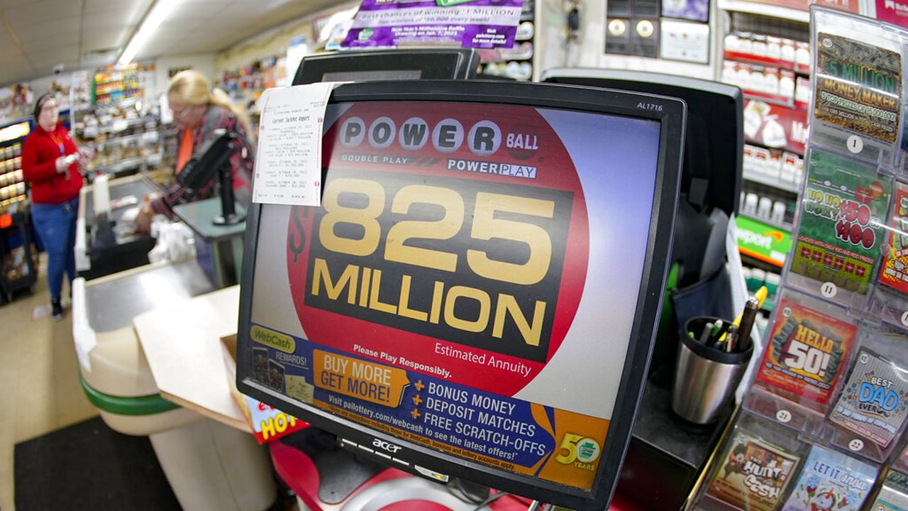 Powerball grand prize climbs to $1B without a jackpot winner