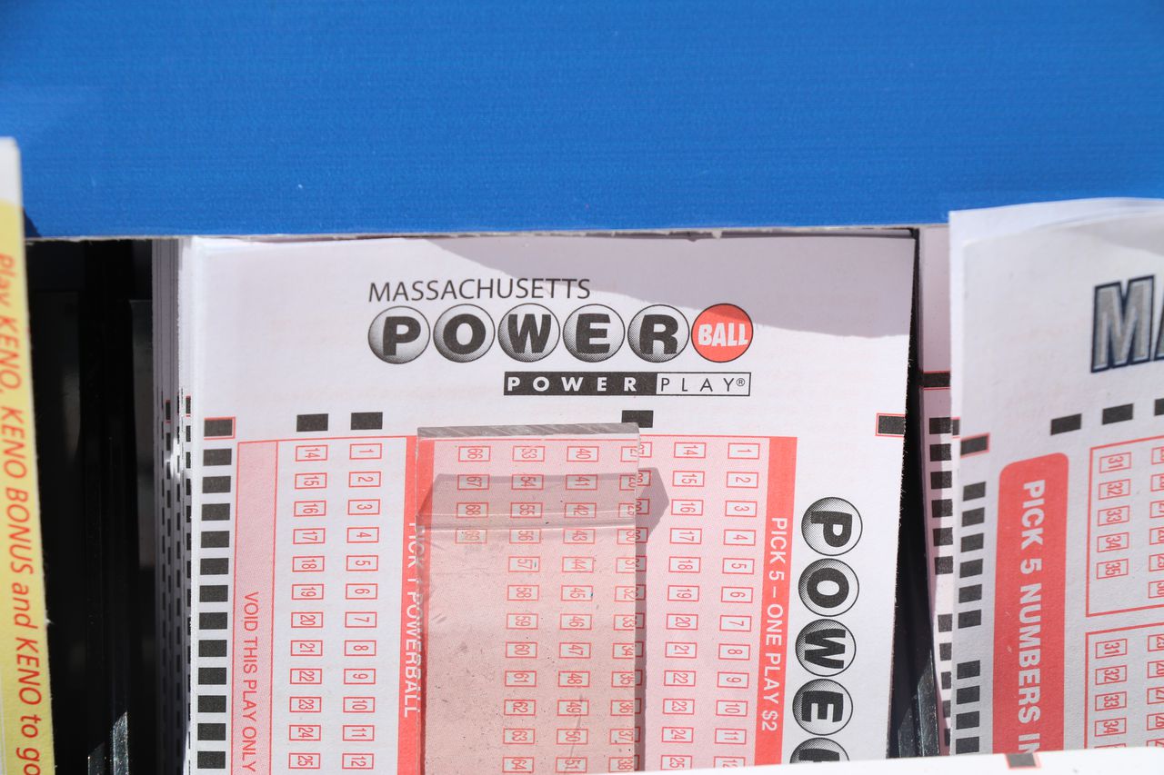 Powerball jackpot at $610 million, 8th largest ever; when is the next drawing?