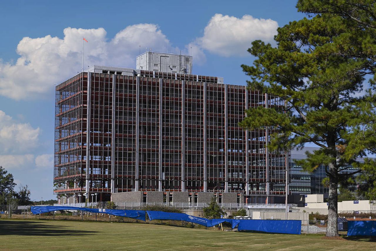 Watch Von Braun NASA HQ in Huntsville come down