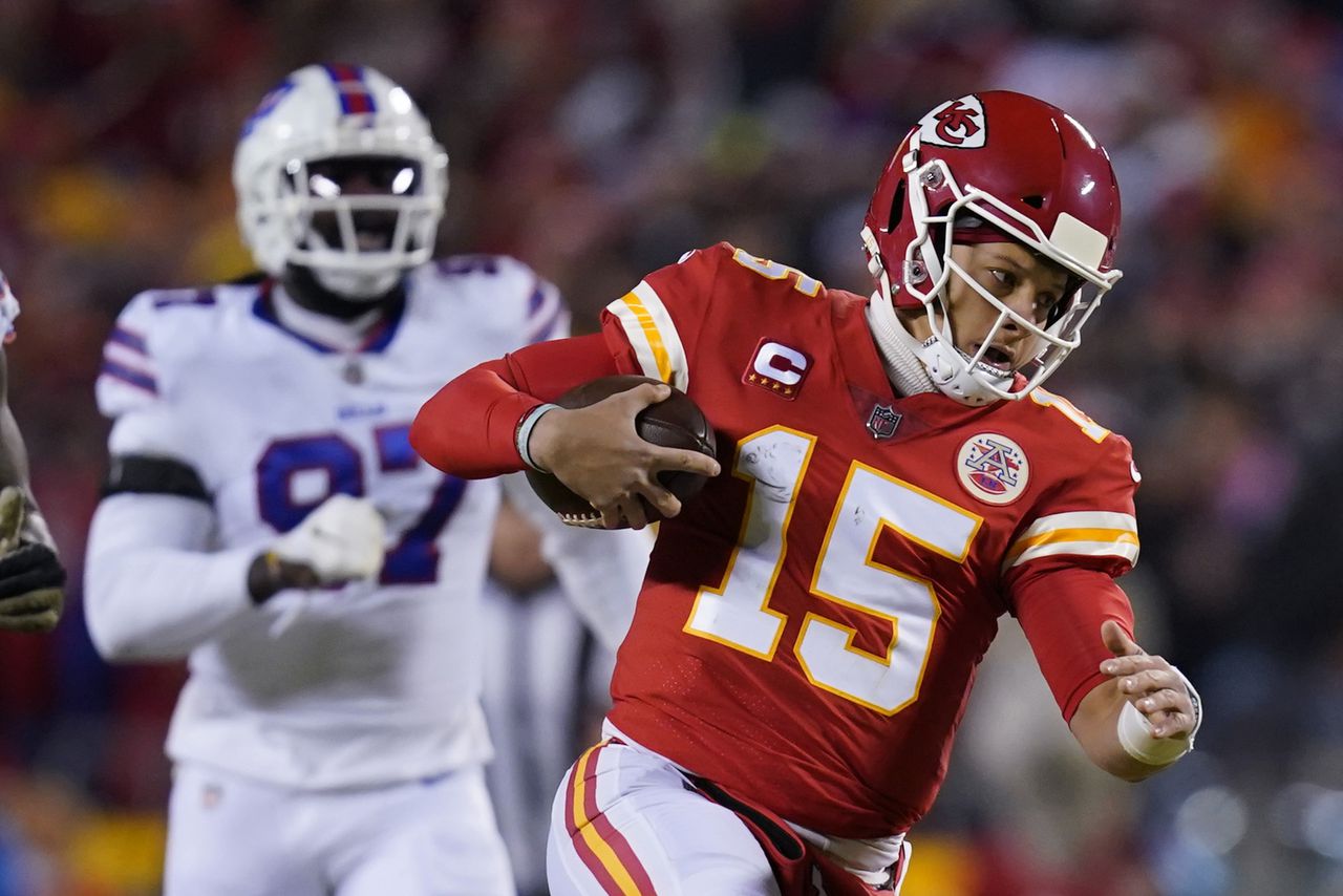 What TV channel is Bills-Chiefs on today? Live stream, time, how to watch online