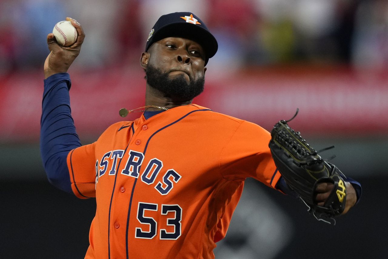 4 Astros pitchers combine for no-hitter; Houston evens World Series