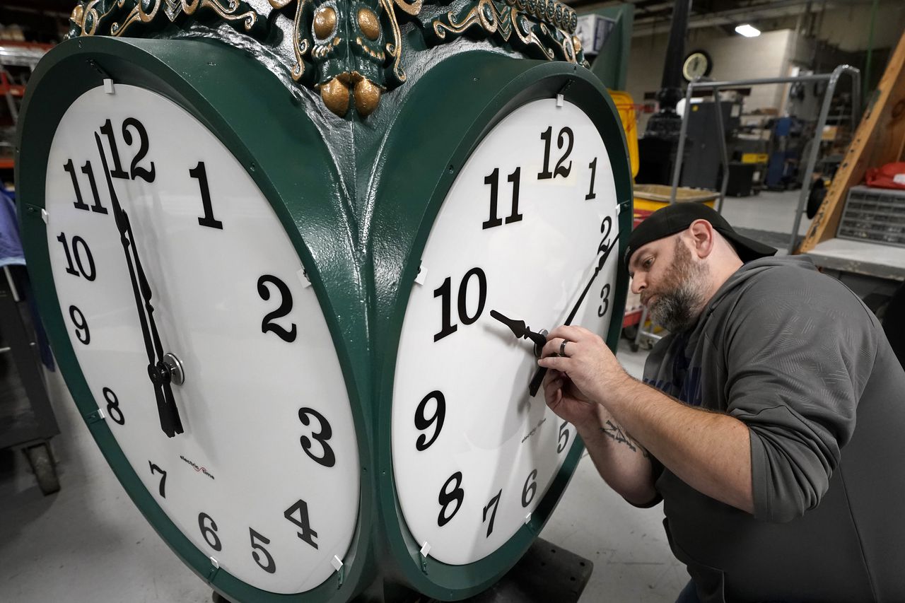 A bill passed to end daylight saving time. Here’s why you still have to change your clocks