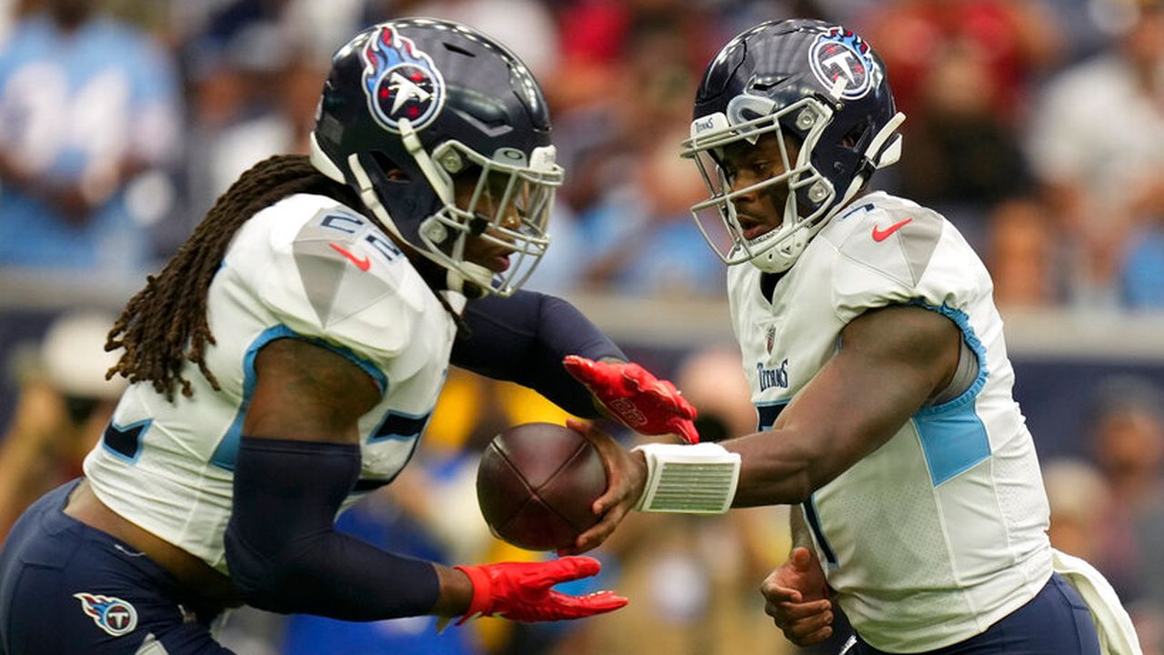 Derrick Henry talks Titans fans off the ledge