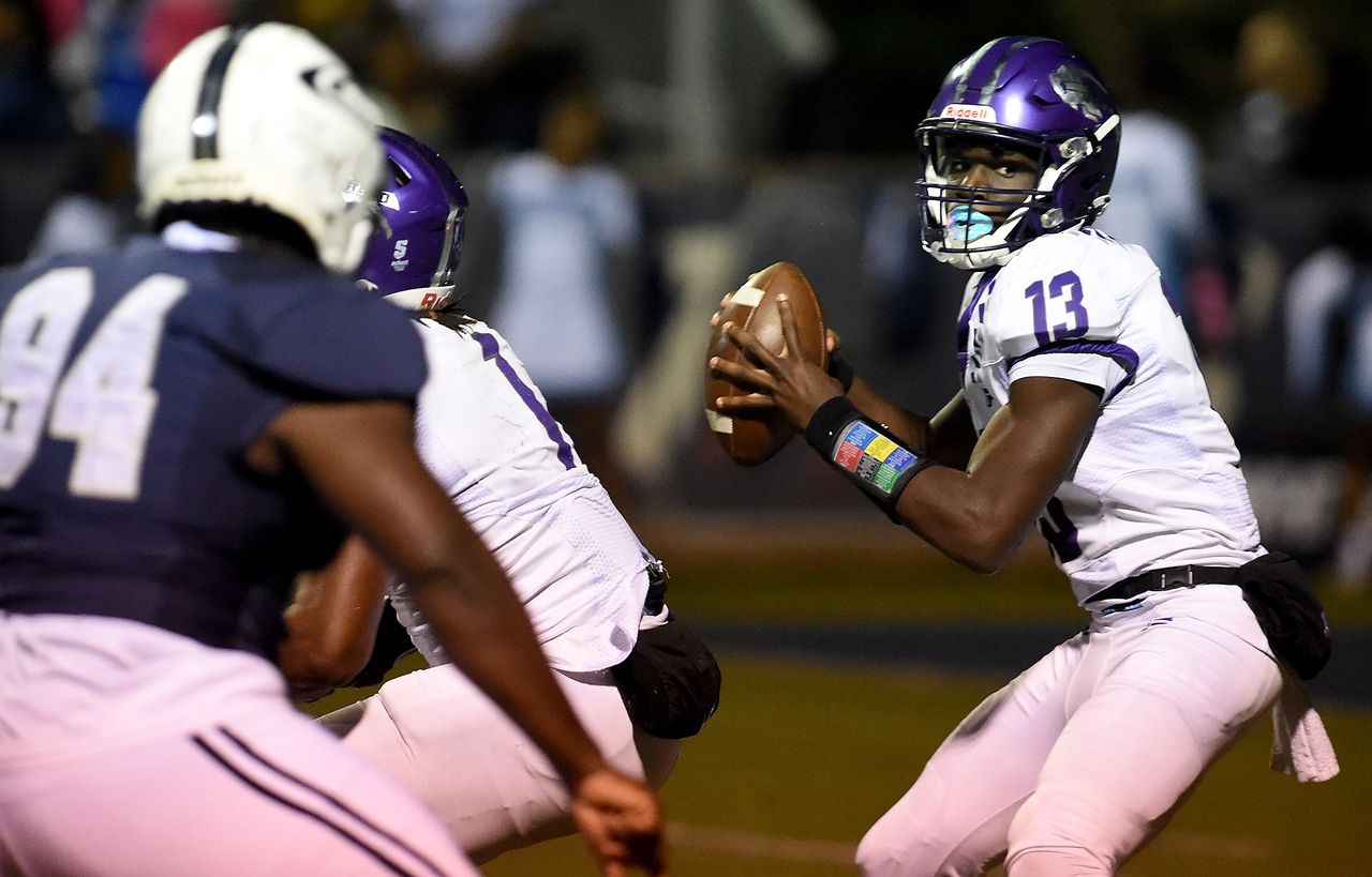 Parker stuns Class 6A defending champion Clay-Chalkville 7-6