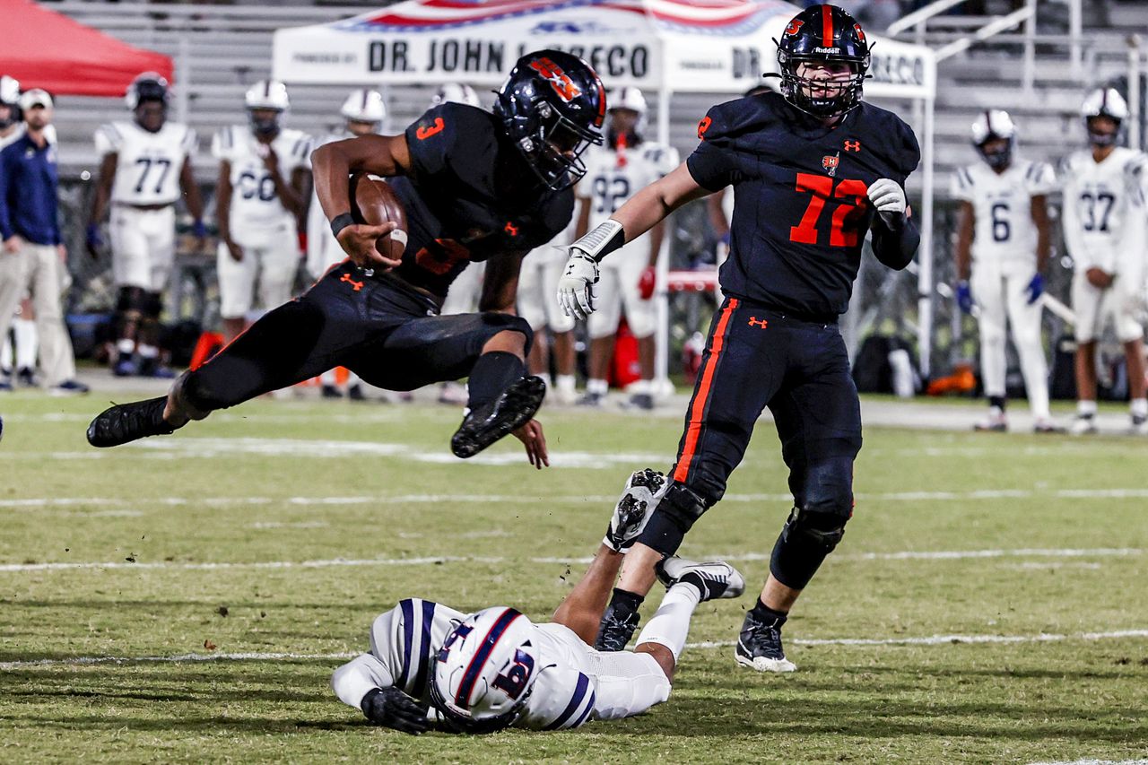 Strong second half propels Hoover past Bob Jones