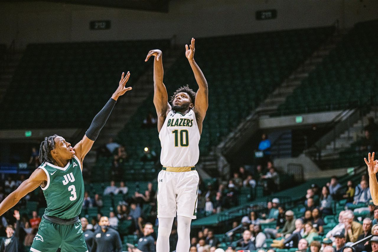 Live updates: UAB basketball closes out homestand against UTSA