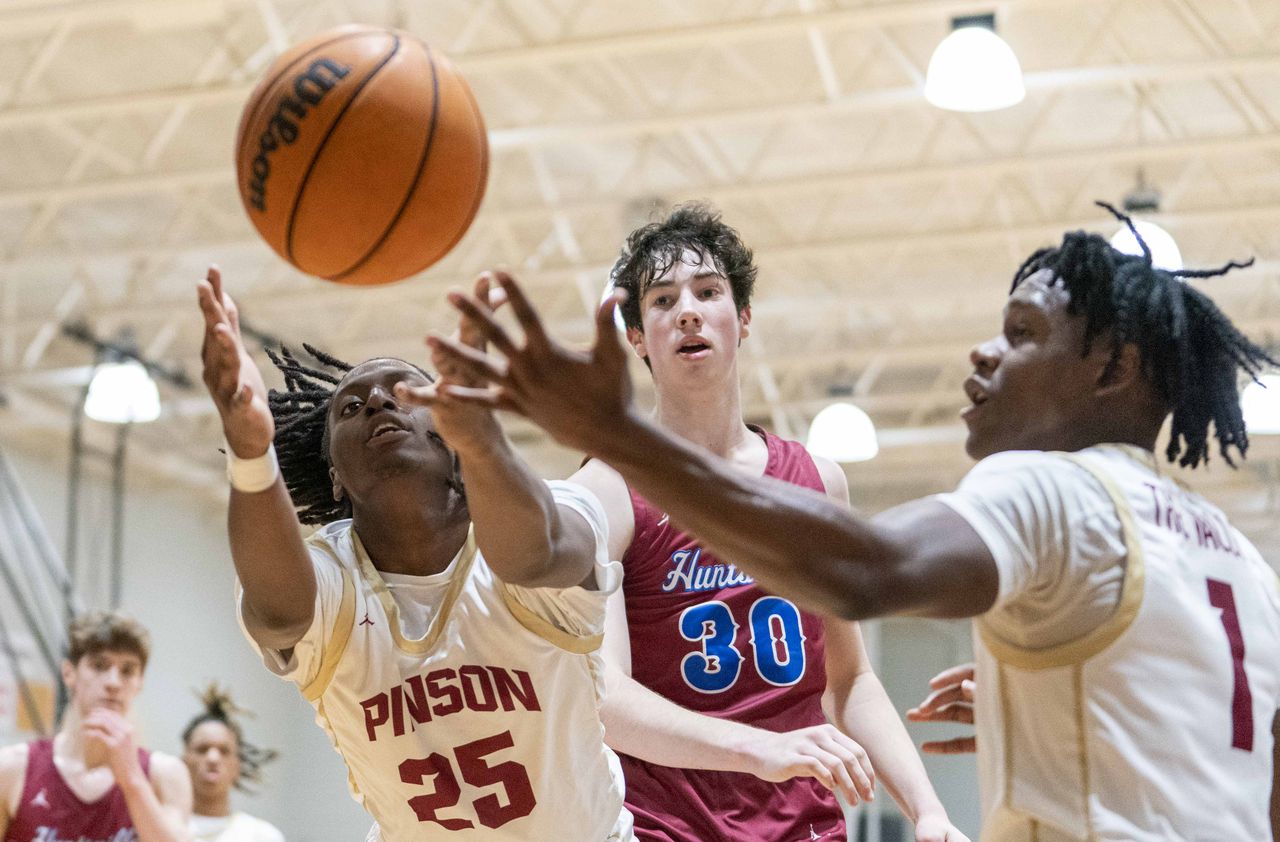 256-205 Challenge: Pinson Valley overcomes quick start by Huntsville for win