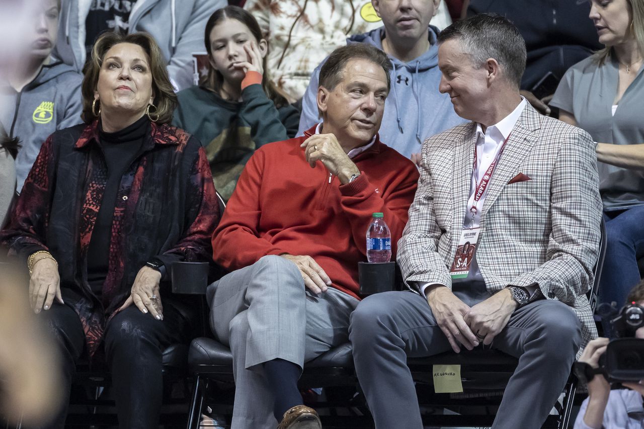 Alabama fans chant NIT at Cats, Calipari says UK ‘rattled’