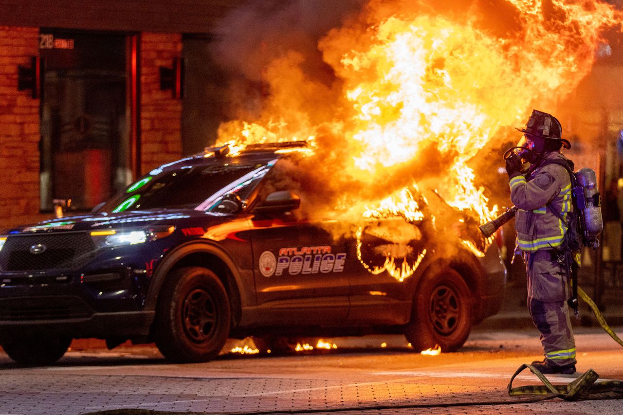 Atlanta ‘Cop City’ protests turn violent: Police car set on fire after Tortuguita’s death