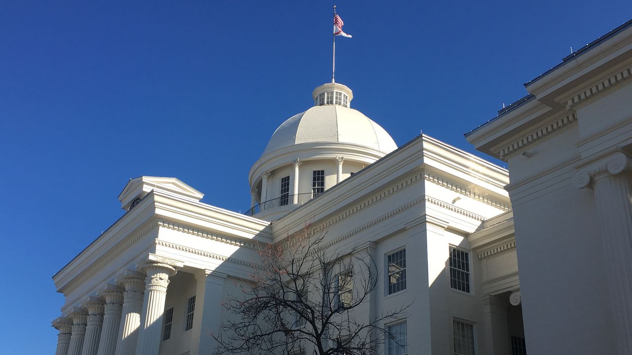 Blacks, women, underrepresented on Alabama boards, commissions