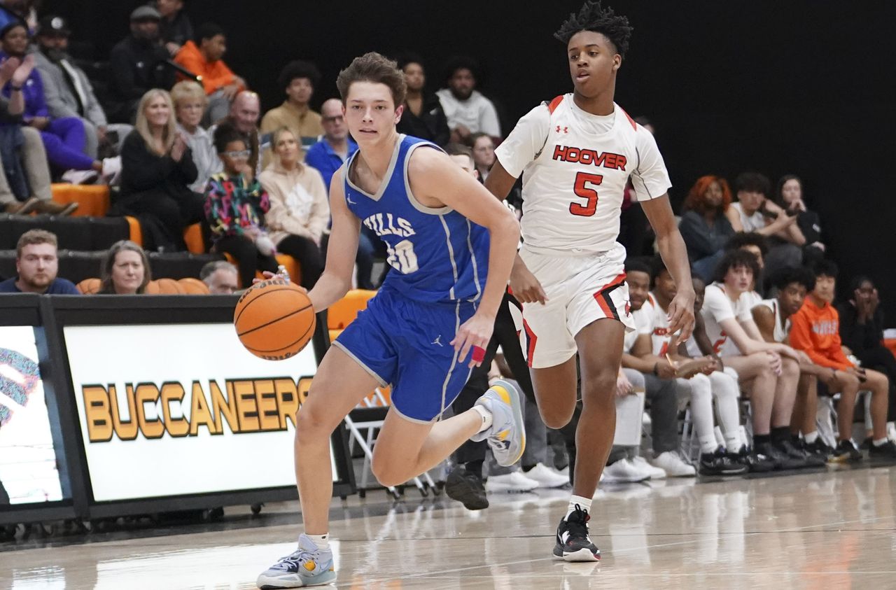 High School Basketball: Vestavia Hills at Hoover