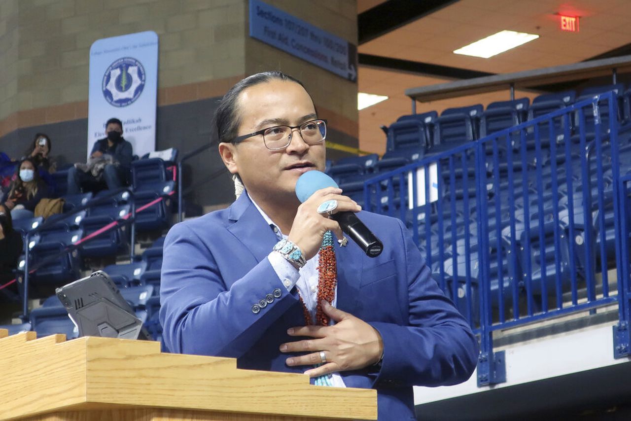 Buu Nygren sworn in as next Navajo Nation president