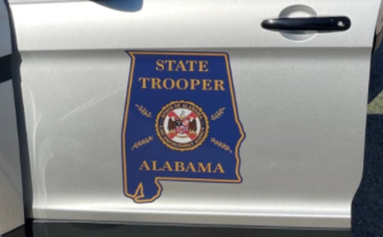 Cherokee County woman dies in head-on collision