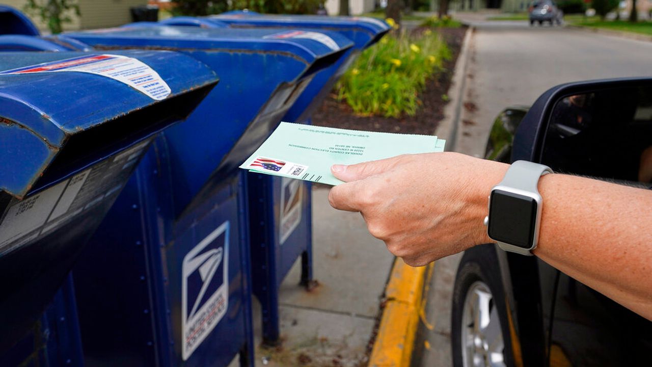 Huntsville mail handler destroyed, withheld mail for 6 months, prosecutors say