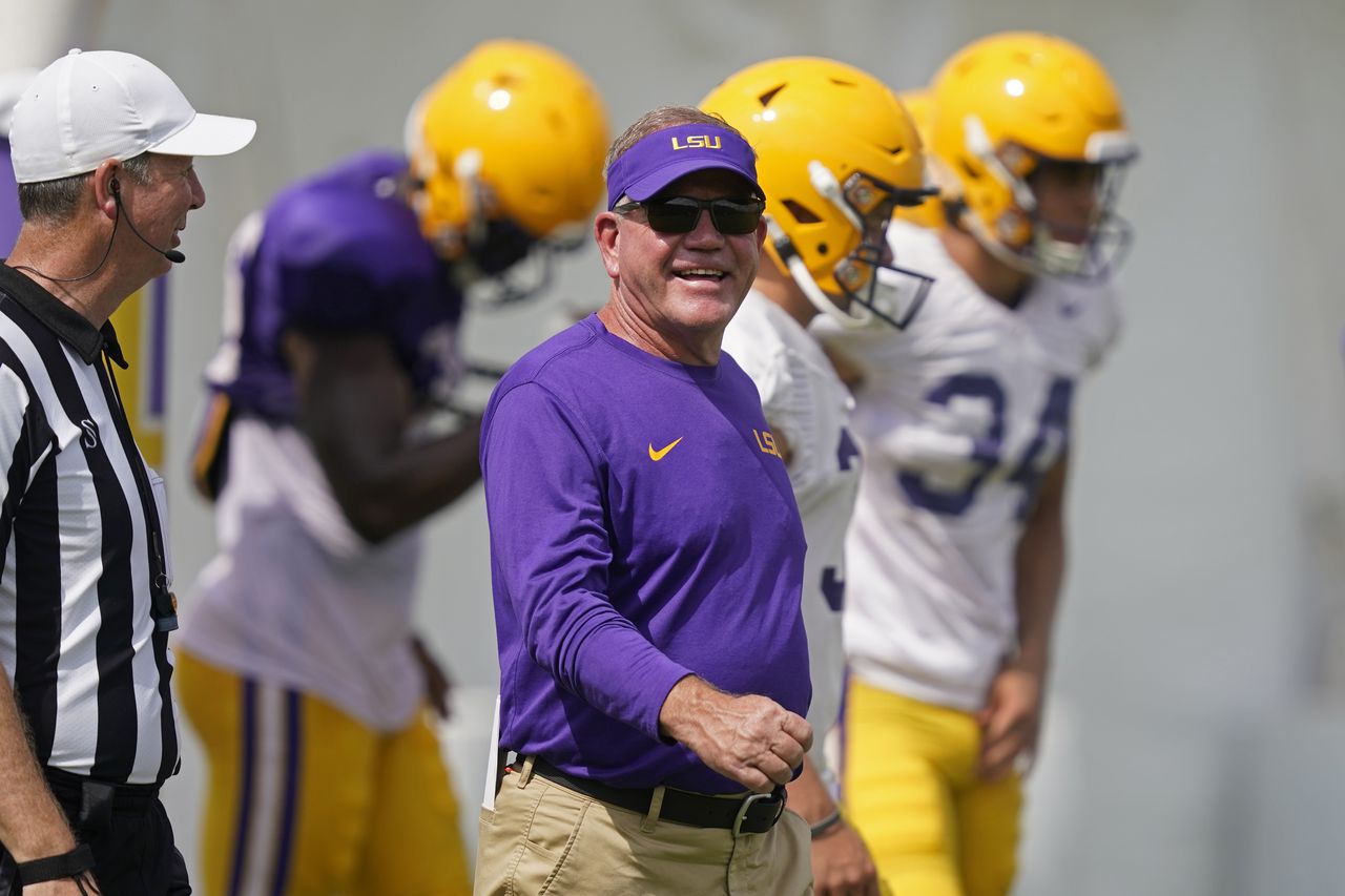 LSU overpaid Brian Kelly by more than $1 million in 2022