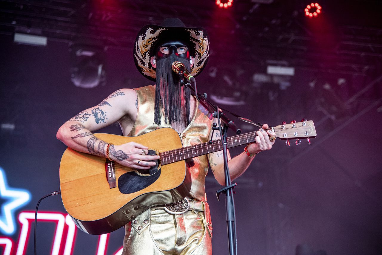 Masked, out and earning country fame: Orville Peck brings ‘Bronco’ tour to Alabama