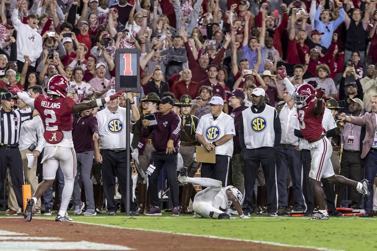 One from Alabama named FWAA Freshman All-American