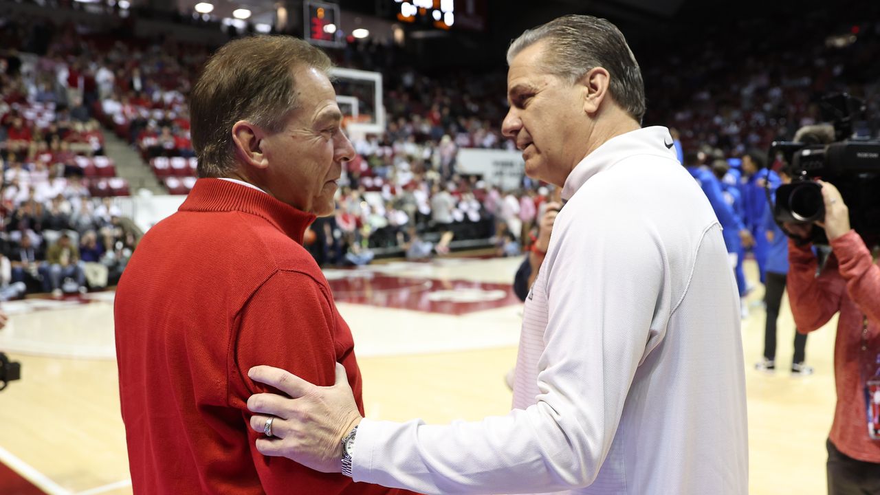 Saban has front-row view of hoops rout then Oats quotes him