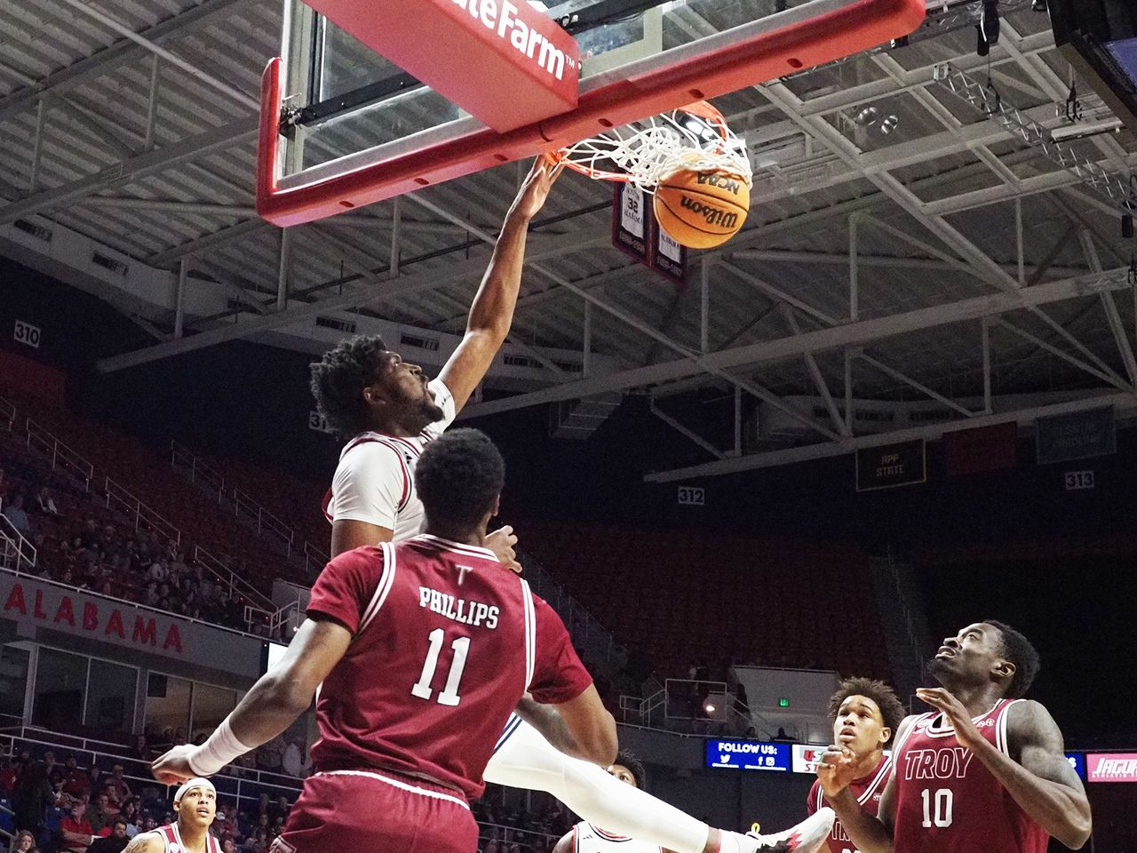 South Alabama basketball rolls past Troy, 77-60