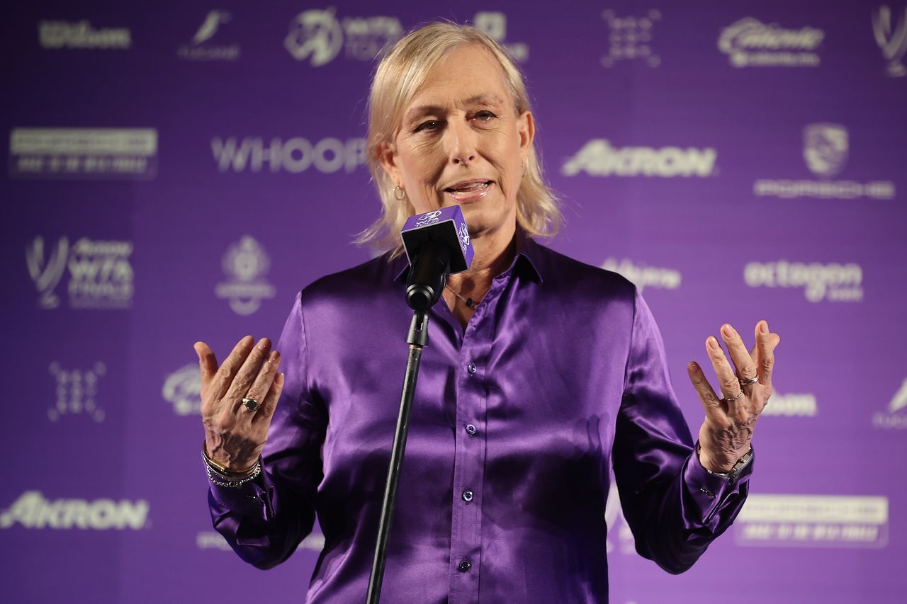 Tennis star Martina Navratilova diagnosed with two types of cancer