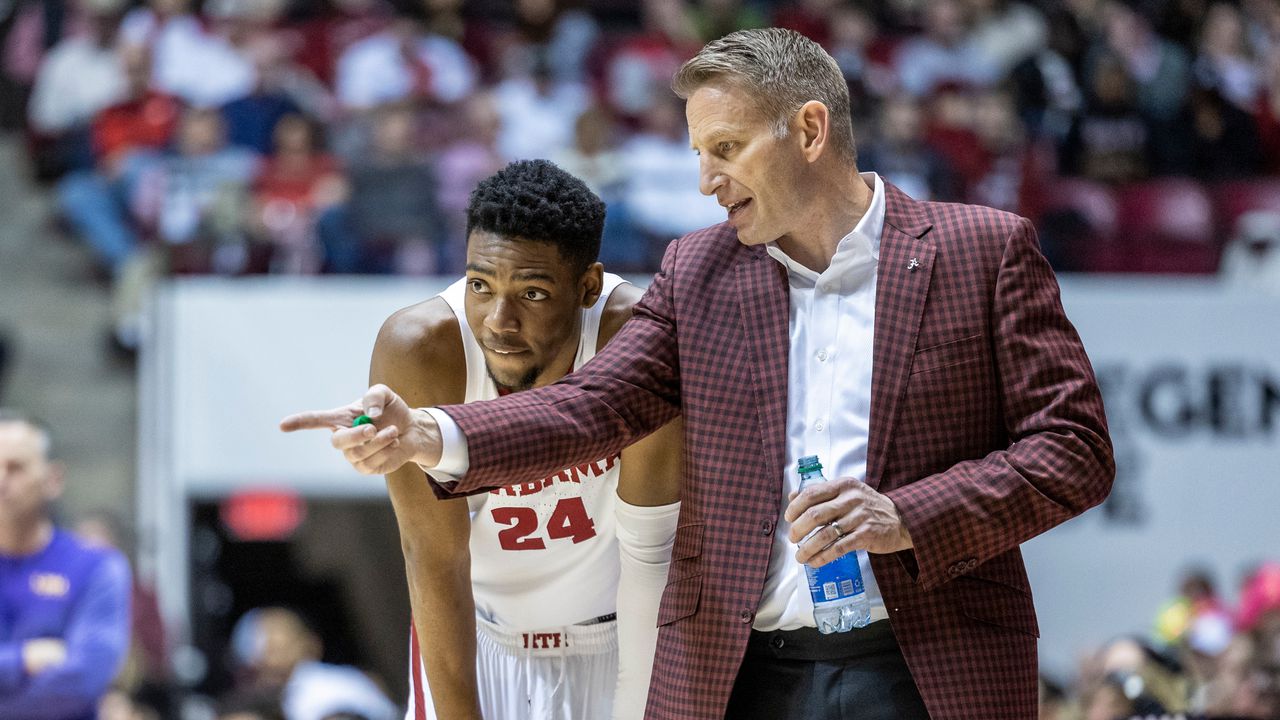 Tide hoops cutting through SEC, on 'mission' to win national title