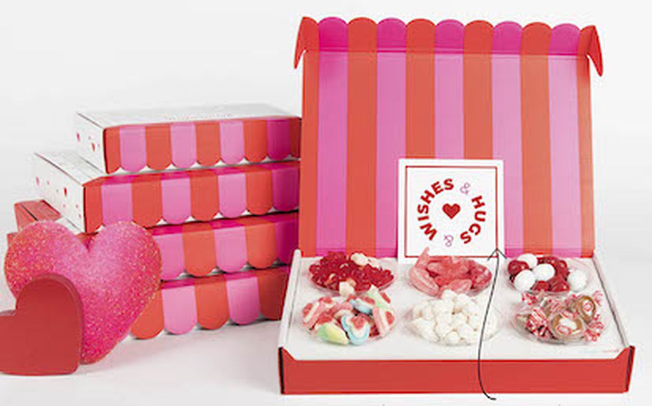 The Valentine’s Sugarwish custom treat box