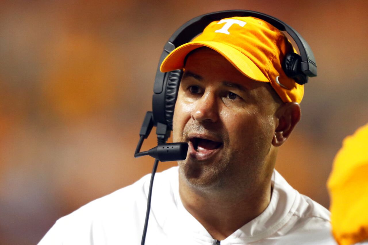 4 ex-Tennessee football staffers receive NCAA penalties