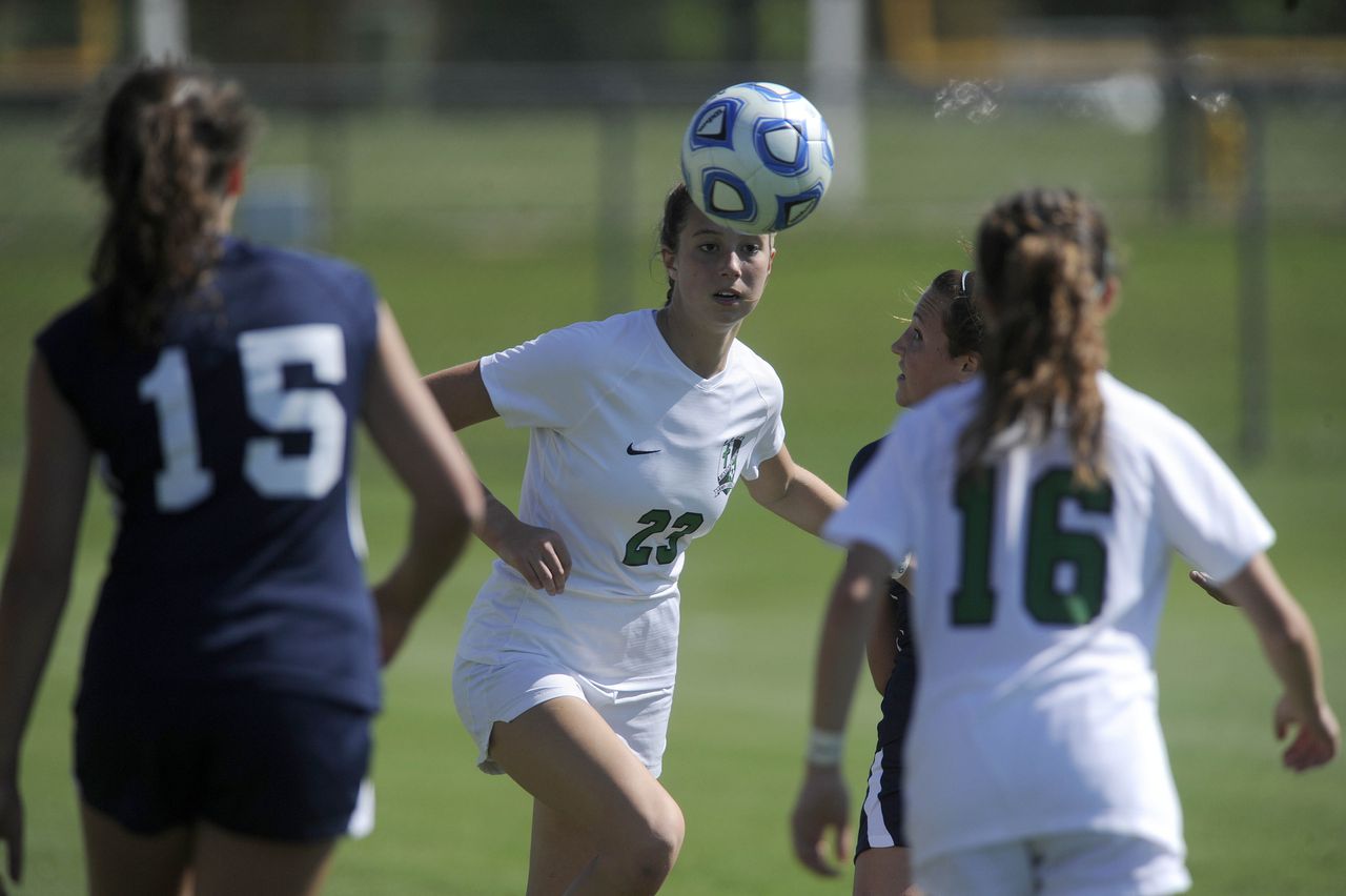 AHSAA soccer polls: No changes atop coaches’ top 10s in Week 1