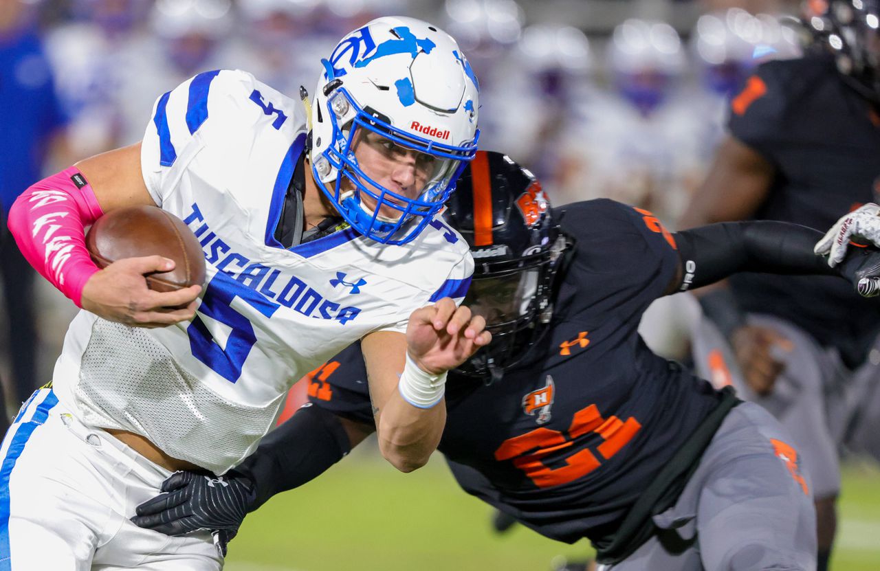 Tuscaloosa County at Hoover Football