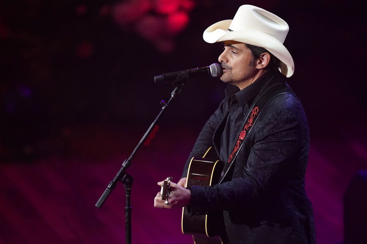 Brad Paisley releases song ‘Same Here’ featuring Ukraine President Zelenskyy