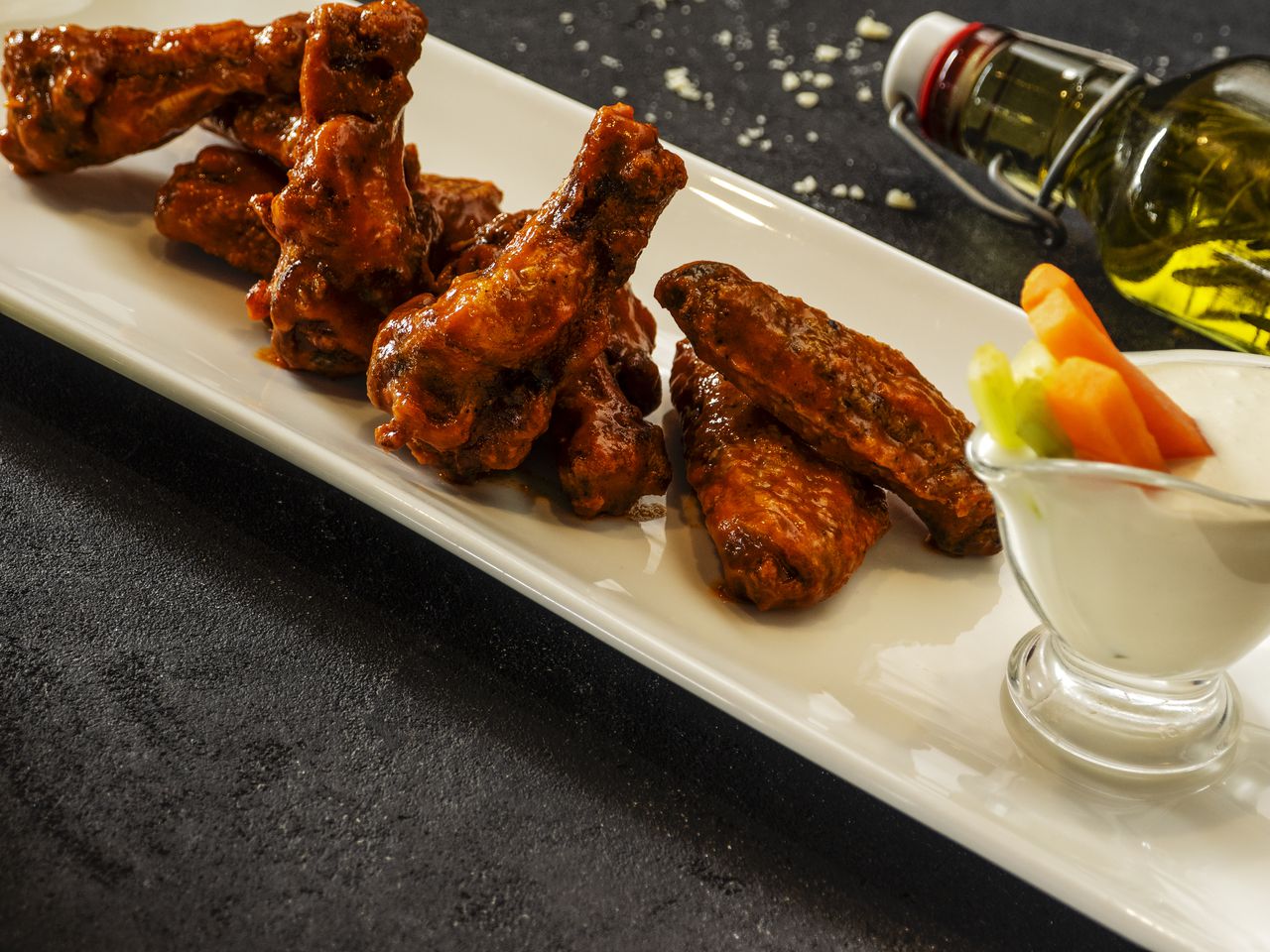 Chicken wing prices dropping just in time for the Super Bowl