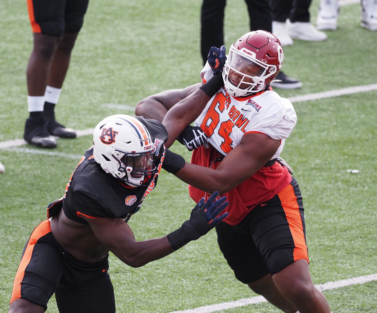 Derick Hall shares fond memories of Auburn during the Senior Bowl